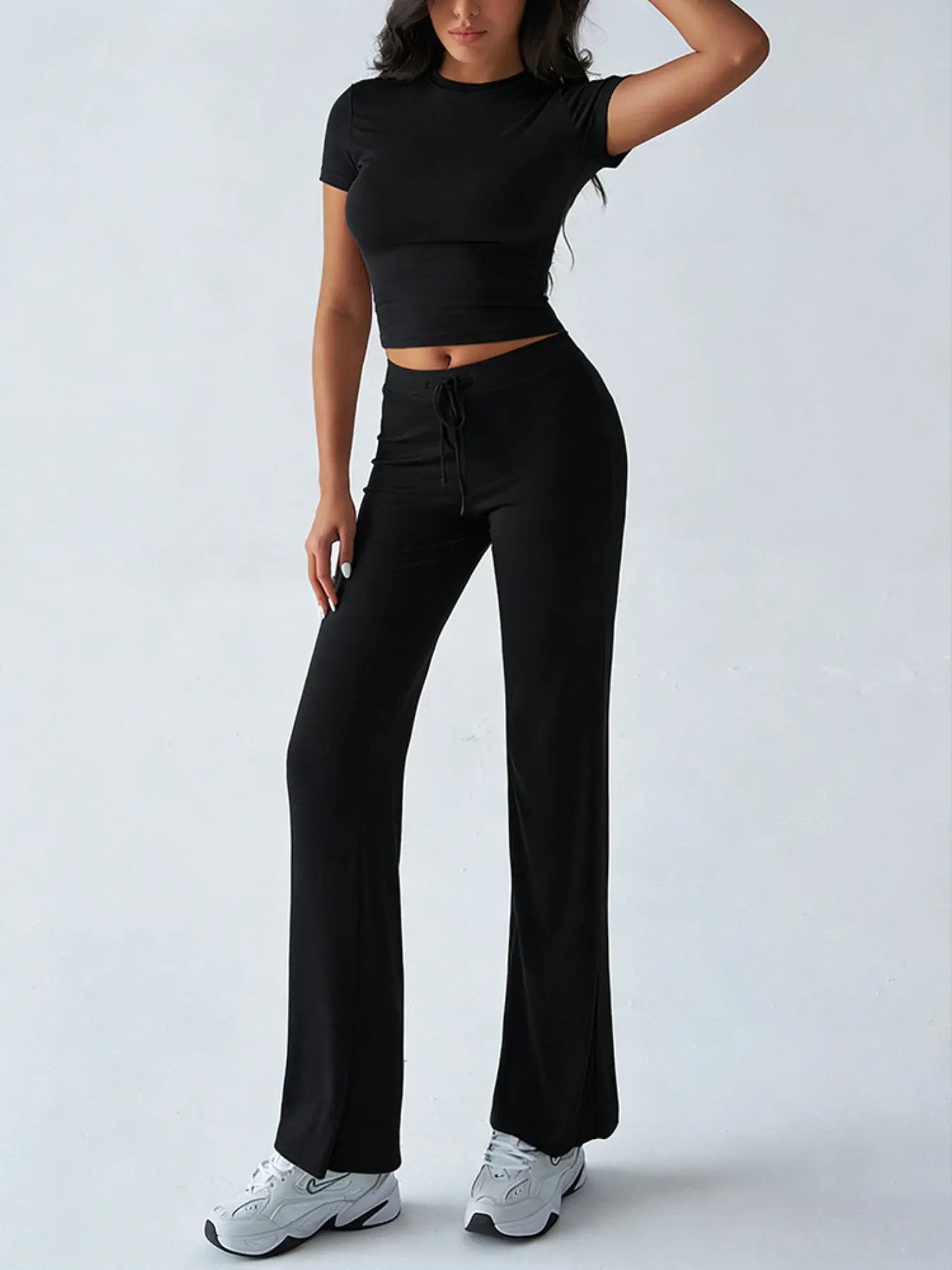 Women's Solid Basic Minimalist Short SleeveTwo-piece Clothing Set, Casual Round NeckCrop Tee & Drawstring High Waist Trousers forDaily Wear, Ladies Summer Clothes,Womenswear