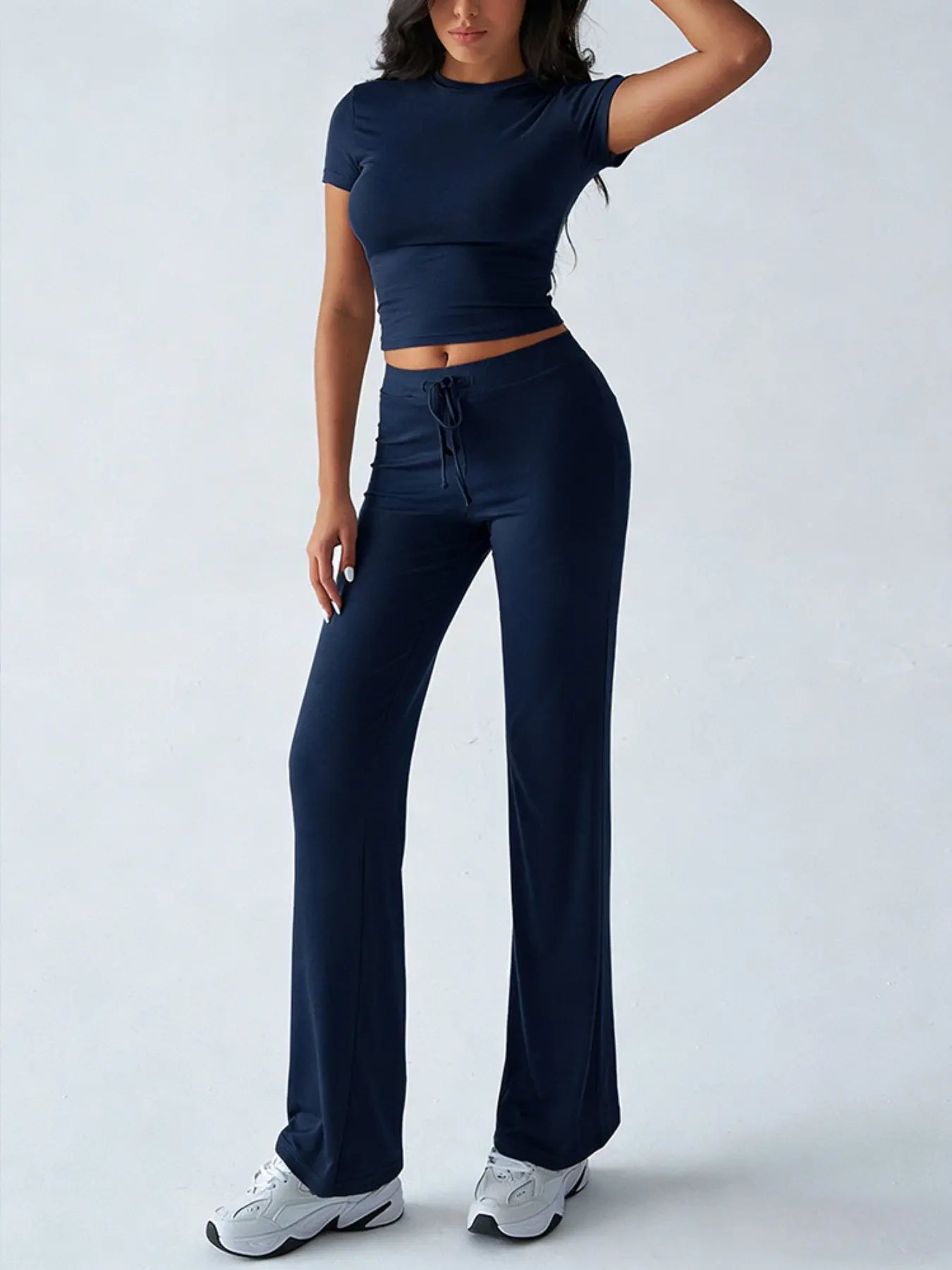 Women's Solid Basic Minimalist Short SleeveTwo-piece Clothing Set, Casual Round NeckCrop Tee & Drawstring High Waist Trousers forDaily Wear, Ladies Summer Clothes,Womenswear
